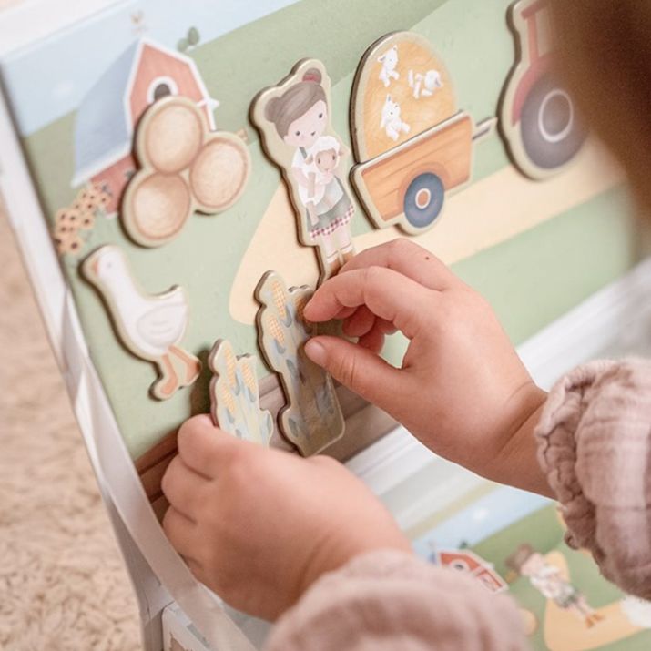 Magnetinė knygelė „Mažasis ūkis“ (Little Dutch)