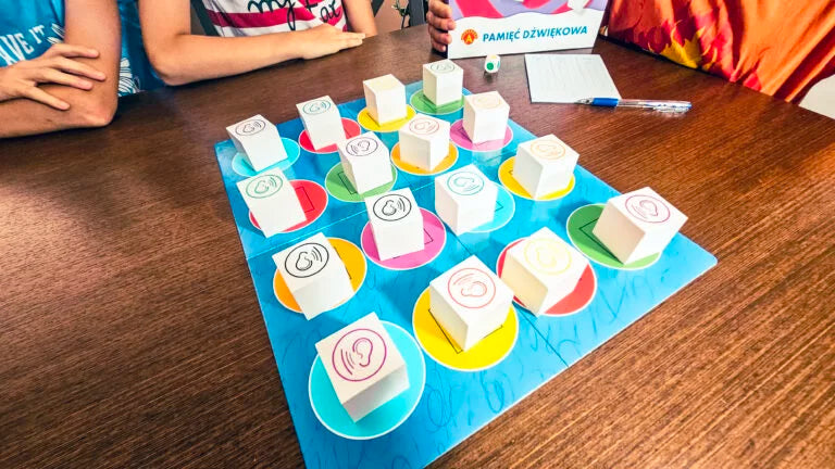 Garsinė atmintis – edukacinis kalbos ir klausos lavinimo žaidimas vaikams