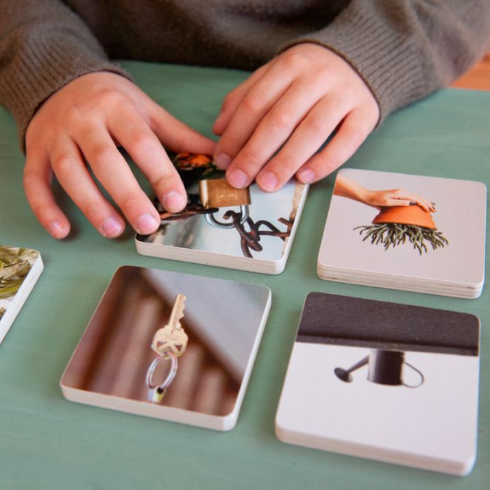 Medinis asociacijų ir atminties žaidimas su tikromis nuotraukomis 🧠🖼️ 👀🔍