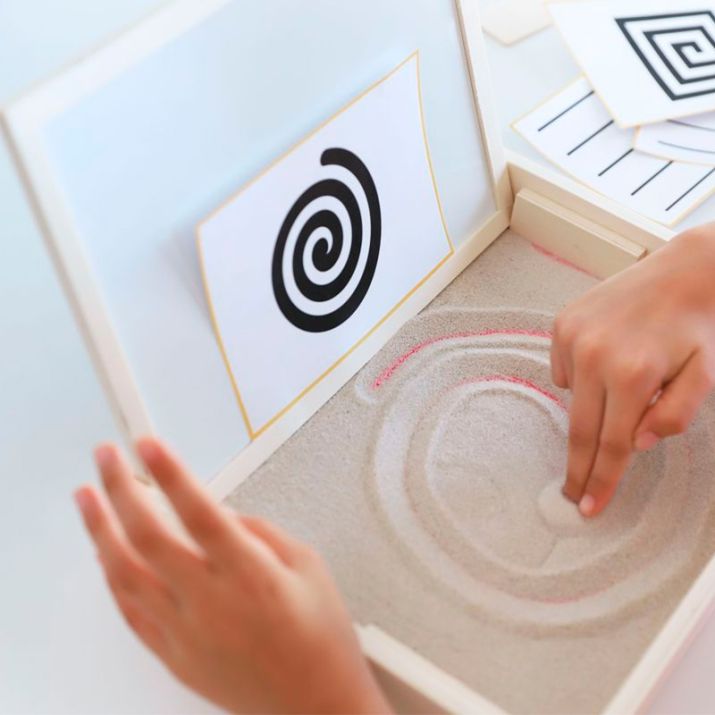 Atrask rašymo džiaugsmą per žaidimą! ✍️🌈